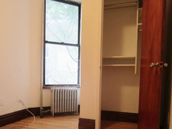 4th image of 24 E 97th St APT 16