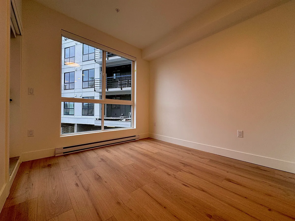 Building Photo - 20769 Fraser Hwy #226