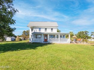 172 Lands End Rd, Knotts Island, NC 27950