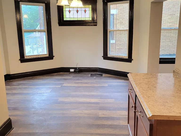 967 Kirbert Ave — Photo 7
