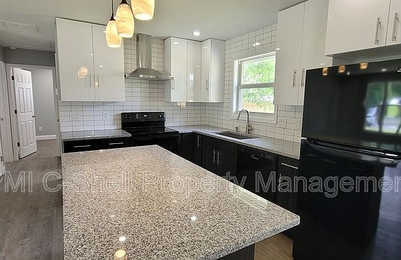 2nd image of 3100 Whistler Dr