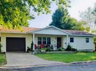 125 Douglas St, Monett, MO 65708