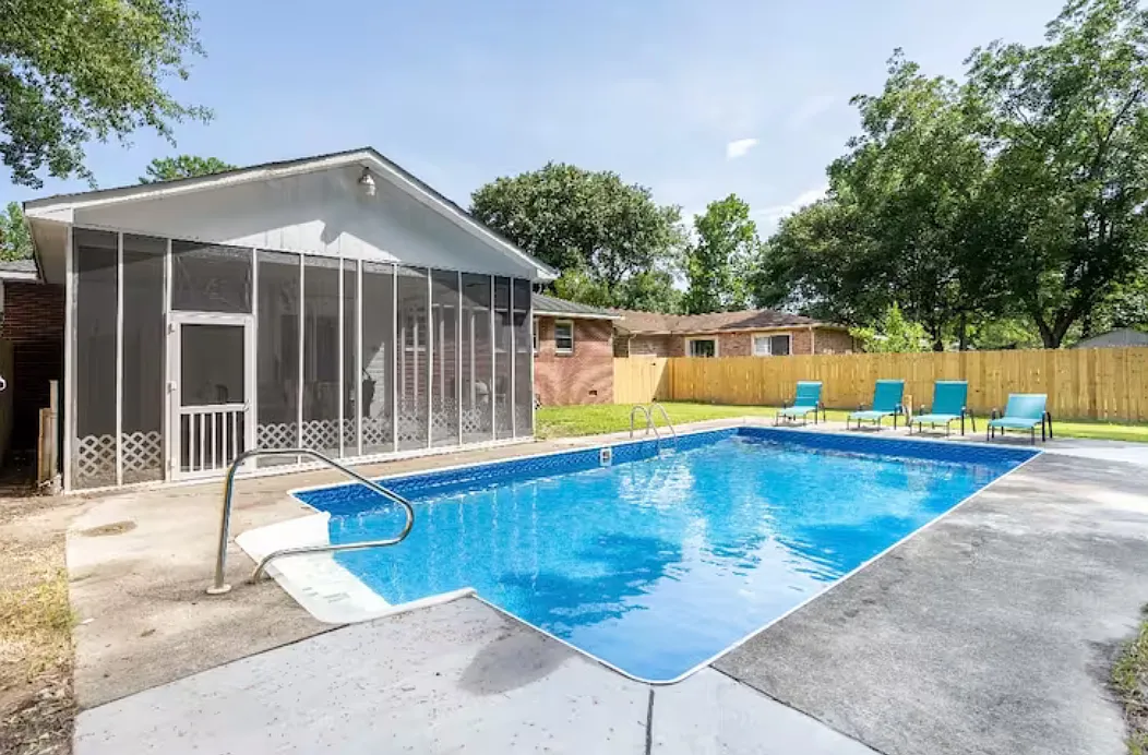 3 bed, 1393 sqft, $4,000 — Photo 1