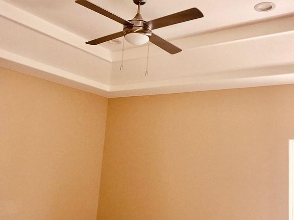 Bedrooms with vaulted ceilings