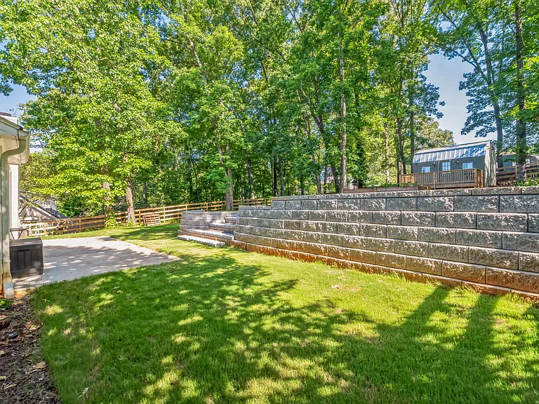 4819 Bexley Dr — Photo 28
