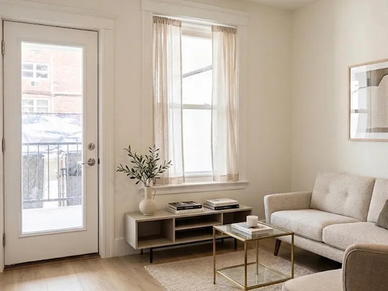 323 Summit Ave #102 — Photo 2