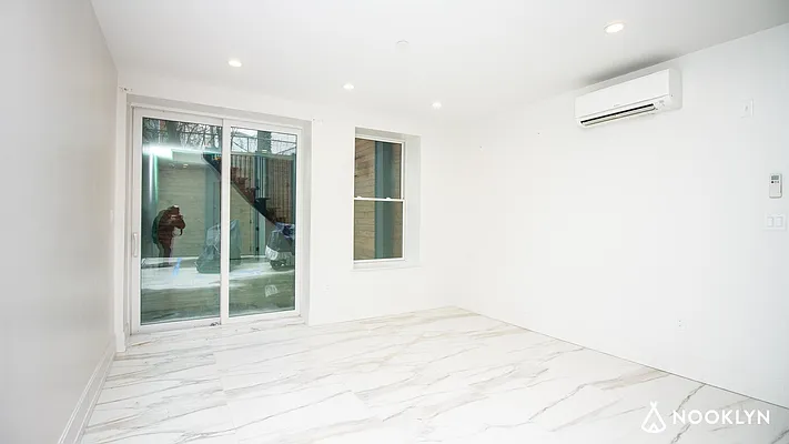 Rented by Nooklyn NYC LLC | media 5