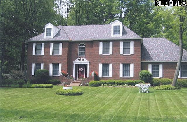 1st image of 243 Hollythorn Dr