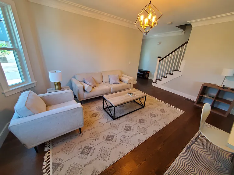 240 Palfrey St #1 — Photo 13