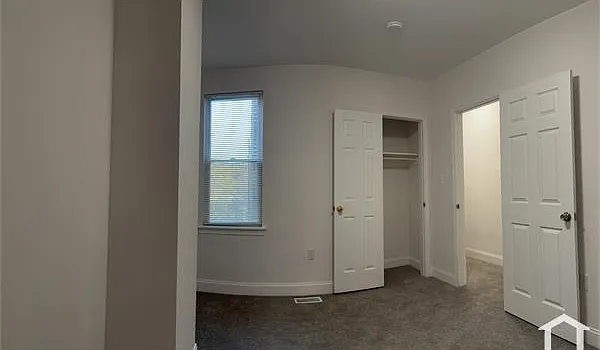 1921 N Fulton Ave — Photo 21