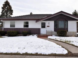 1833 17th Ave, Kenosha, WI 53140