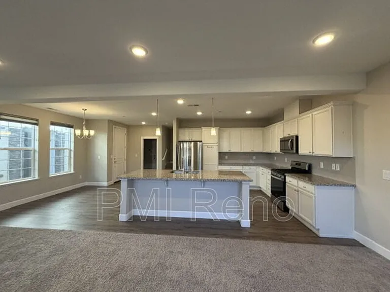 1795 Dark Horse Rd #C — Photo 7