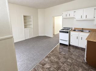 49 S 19th St, Terre Haute, IN 47807