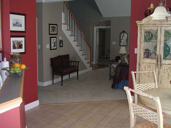 4th image of 226 Fernbrook Dr