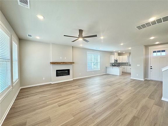 2nd image of 2705 Relaxation Ave