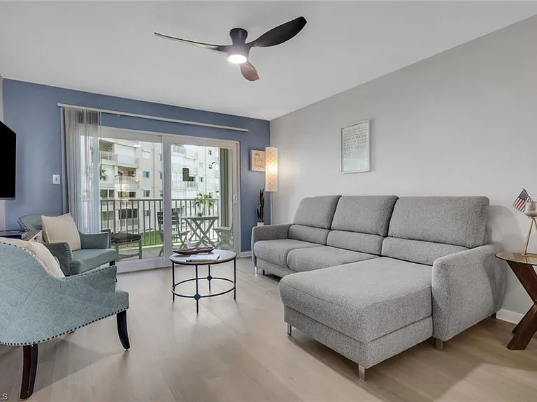 7400 Estero Blvd #214 — Photo 8