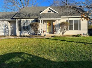 11313 Lauren Dr, Osceola, IN 46561