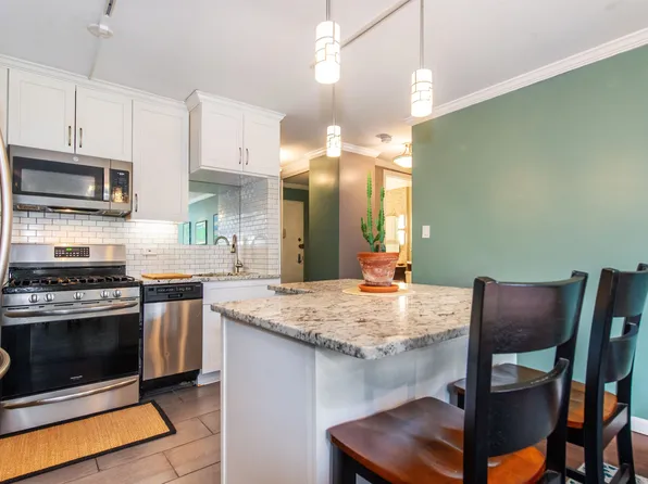 6050 Blvd East image 8 of 42