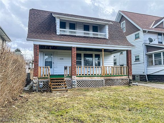 3rd image of 3295 E 135th St