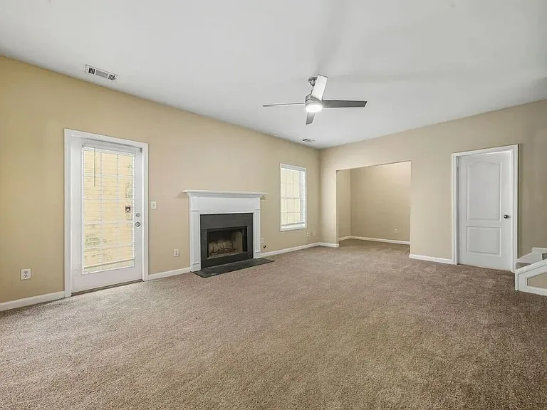 4750 Ferncrest Pl — Photo 7