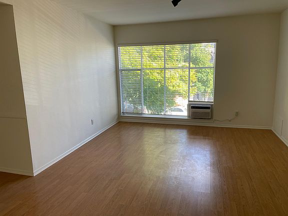 2nd image of 8253 Norton Ave