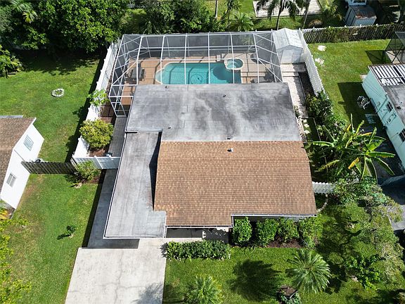 2nd image of 5120 SW 93rd Avenue