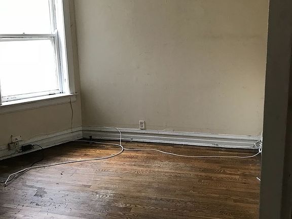 5th image of 6430 S Ellis Ave #3N