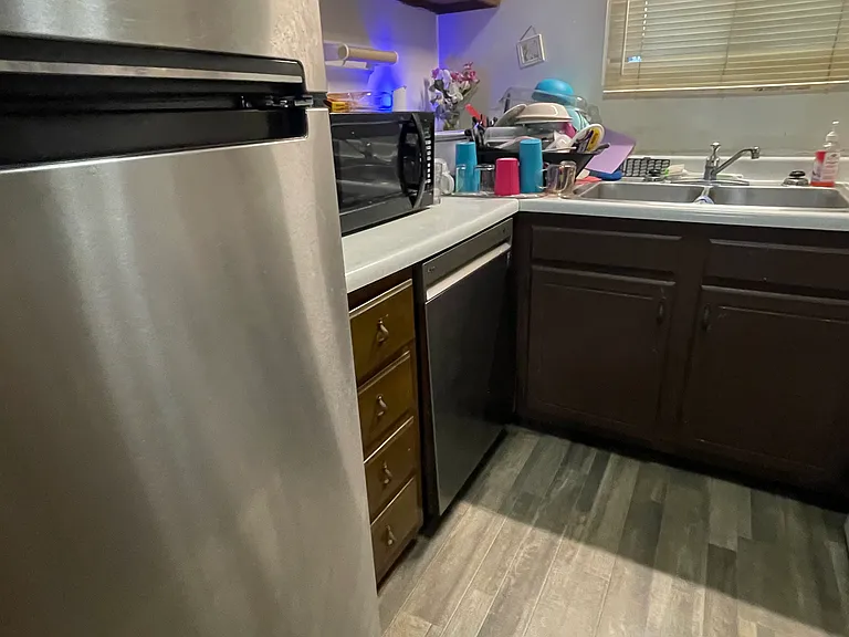 1225 Carriage Cir #104 — Photo 17