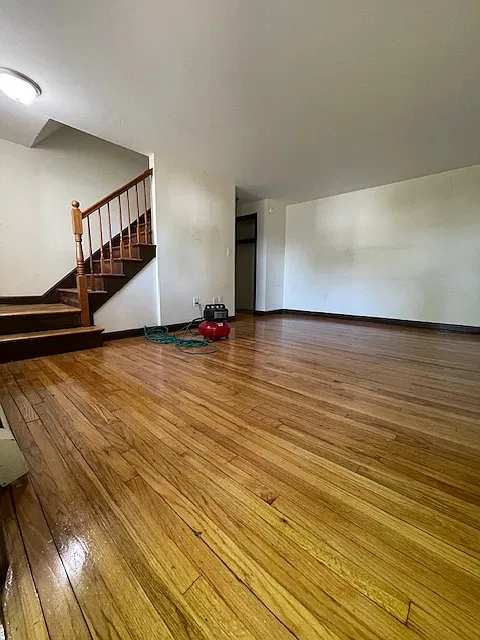44 Church St — Photo 2