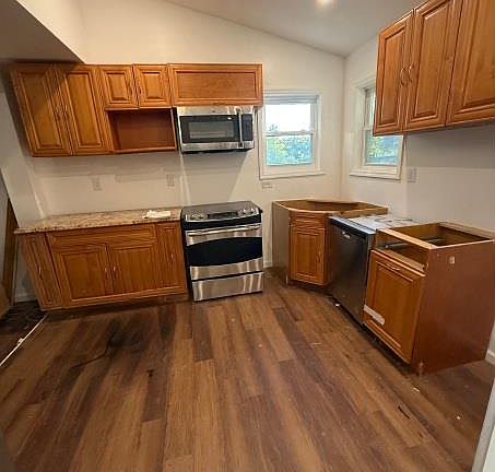 3rd image of 82 High Rock Road