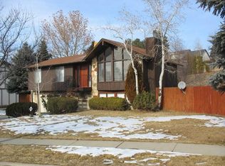 2497 Woodthrush Dr, Sandy, UT 84093