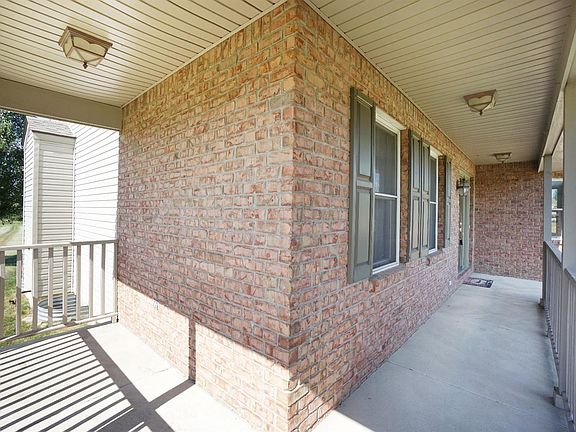 4th image of 1084 Apple Blossom Ln