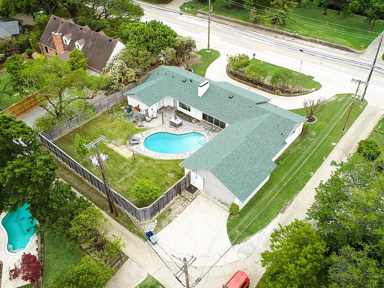 6217 Alpha Rd — Photo 46