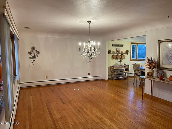 4th image of 305 Morningside Ave