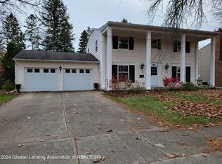 3505 Cambrey Dr, Lansing, MI 48906