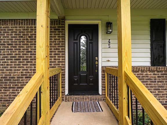 4th image of 49 Williams Ln