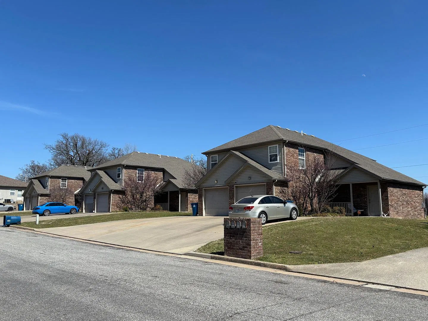 Highview Estates — Photo 3