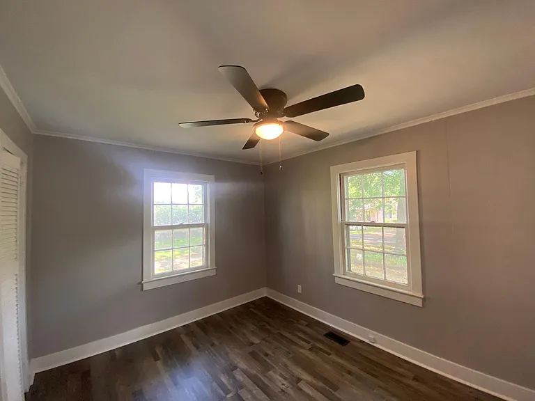 1412 Montview Rd — Photo 11