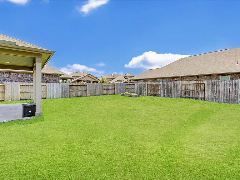15623 Hanover Breeze Ln — Photo 38