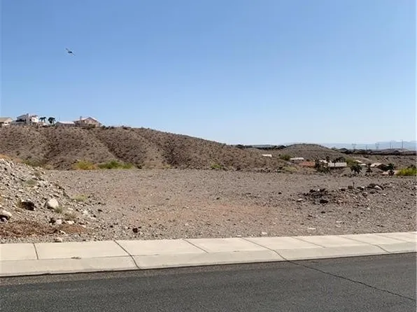 2894 Desert Heights Dr, Bullhead City, AZ 86429