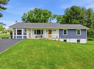 135 Wooden Shoe Ct N, Christiansburg, VA 24073