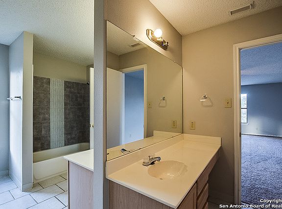 3rd image of 7850 Caston Park Dr