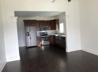 805 W Owings St, Denison, TX 75020