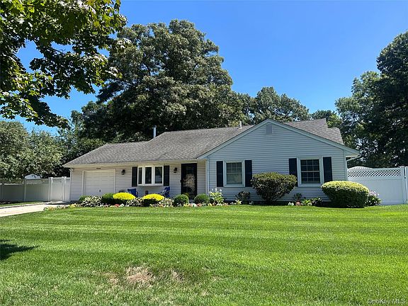 2nd image of 19 Sandpiper Lane