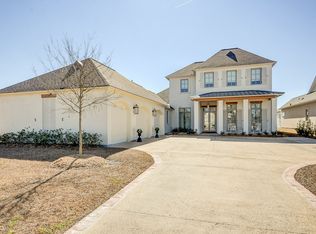 2329 Tiger Crossing Dr., Baton Rouge, LA 70810