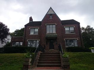 143 Commonwealth Ave, Newton, MA 02467