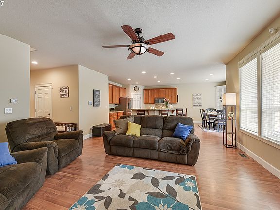3rd image of 11509 NW 30th Ct
