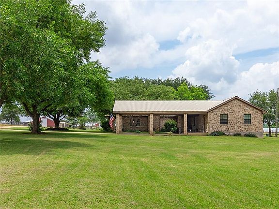 2nd image of 1333 County Road 304