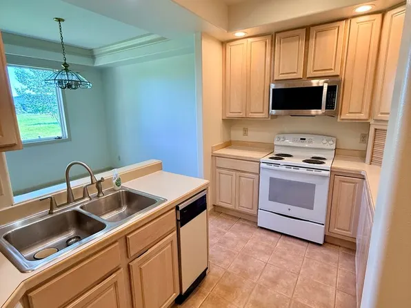 405 Overbrook Dr APT 9, Bozeman, MT 59715