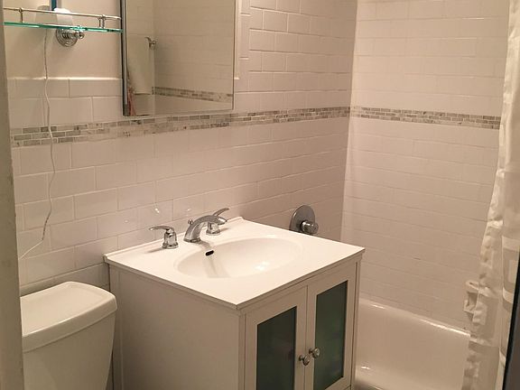 5th image of 330 E 33rd St APT 15K